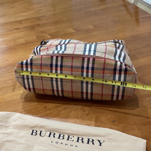 Authentic Burberry canvas plaid hobo - Picture 3 of 12